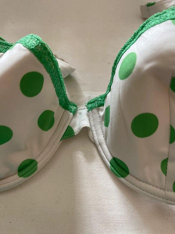 Soutien gorge blanc à pois vert 90C - photo numéro 2