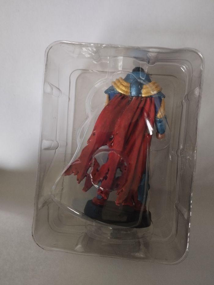 Figurine DC comics superboy prime en plomb - photo numéro 2