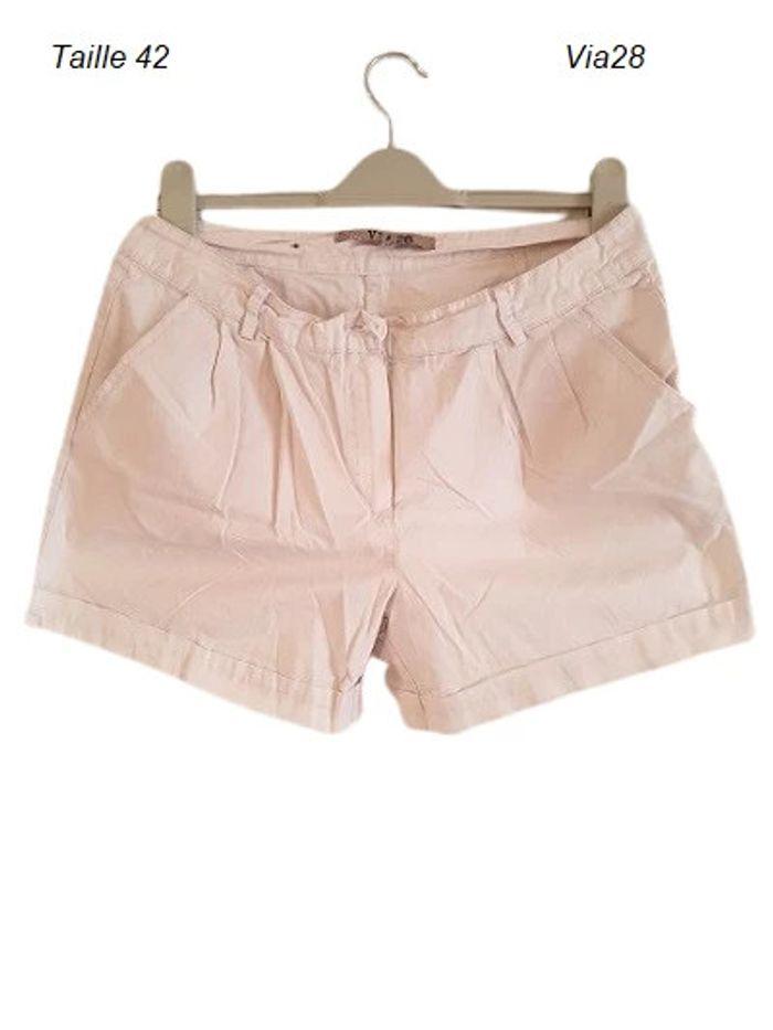 Short Femme Taille 42 "Via28"