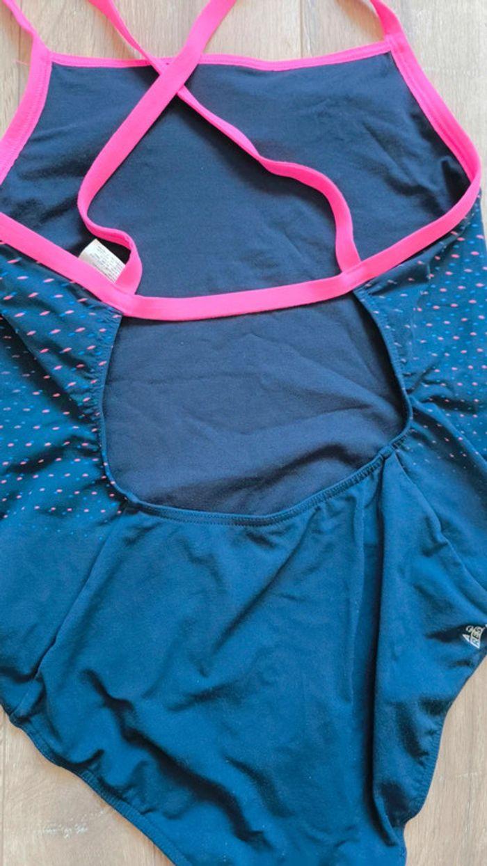 Maillot de bain de natation 1 pièce bleu et rose Decathlon taille 38 - photo numéro 4