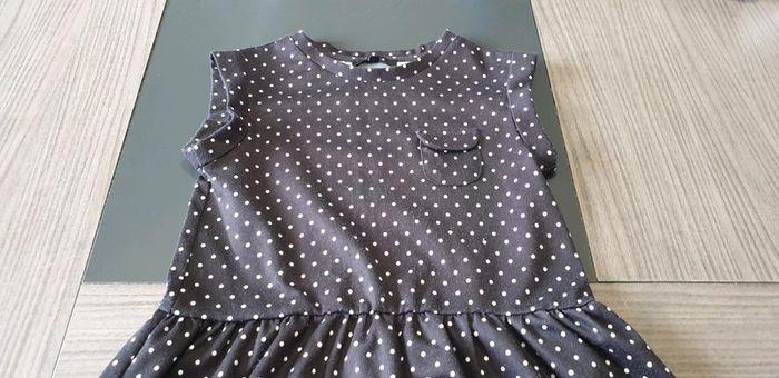 Robe à pois 4/5ans - photo numéro 2