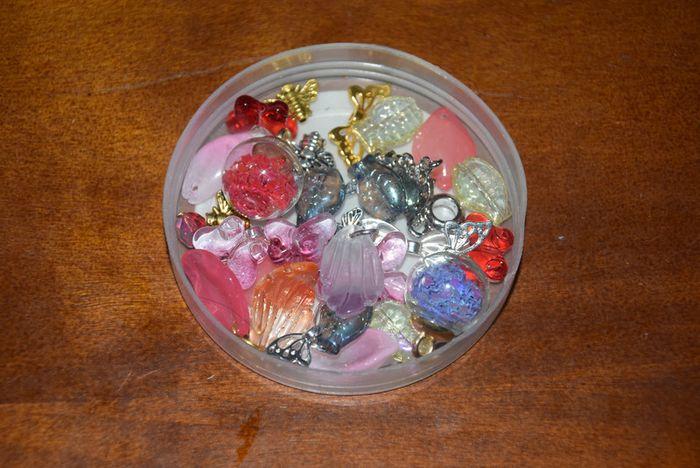 Lot de pendentifs divers