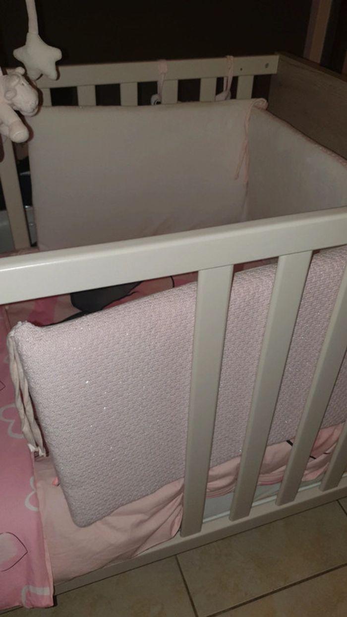 Lot parure chambre bébé fille - photo numéro 6