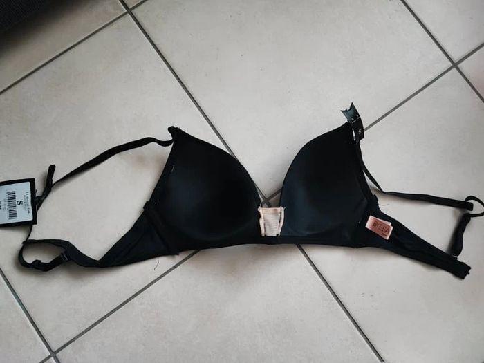 soutien gorge noir neuf - photo numéro 2