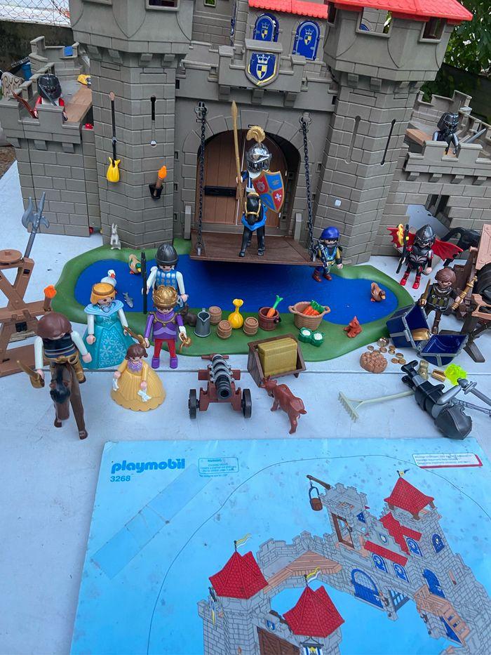 Playmobil château - photo numéro 2