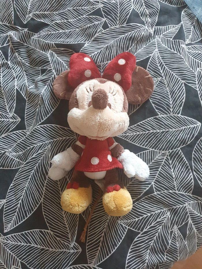 Peluche Minnie 35cm - photo numéro 1