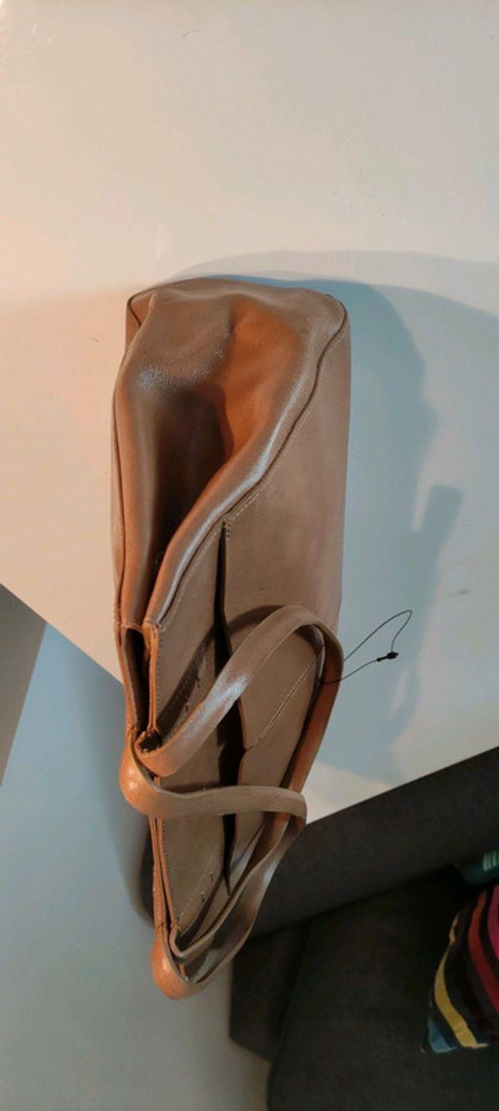 Très joli sac à mains en cuir véritable marque italienne Alfani leather - photo numéro 6