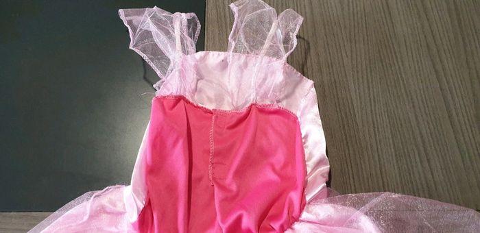 Robe princesse taille 3/4 ans - photo numéro 7