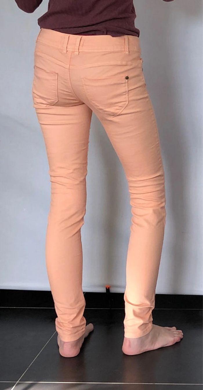 Jean slim taille basse Oxxy abricot pastel taille 36 comme neuf - photo numéro 12