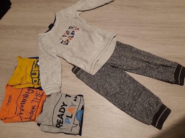 Lot de 38 vêtements printemps été pour bébé garçon taille 23 mois/2 ans - photo numéro 2