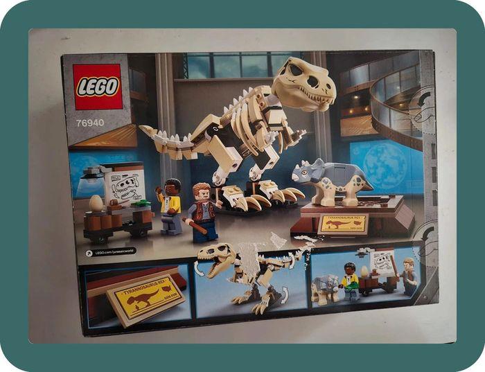 🌟LEGO 76940 Jurassic World L’Exposition du fossile du T. Rex - photo numéro 2