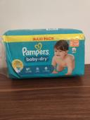 Couches taille 3 pampers 124 couches