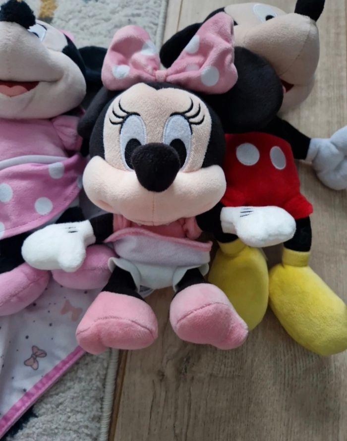 Lot de 5 peluches minnie et mickey - photo numéro 5