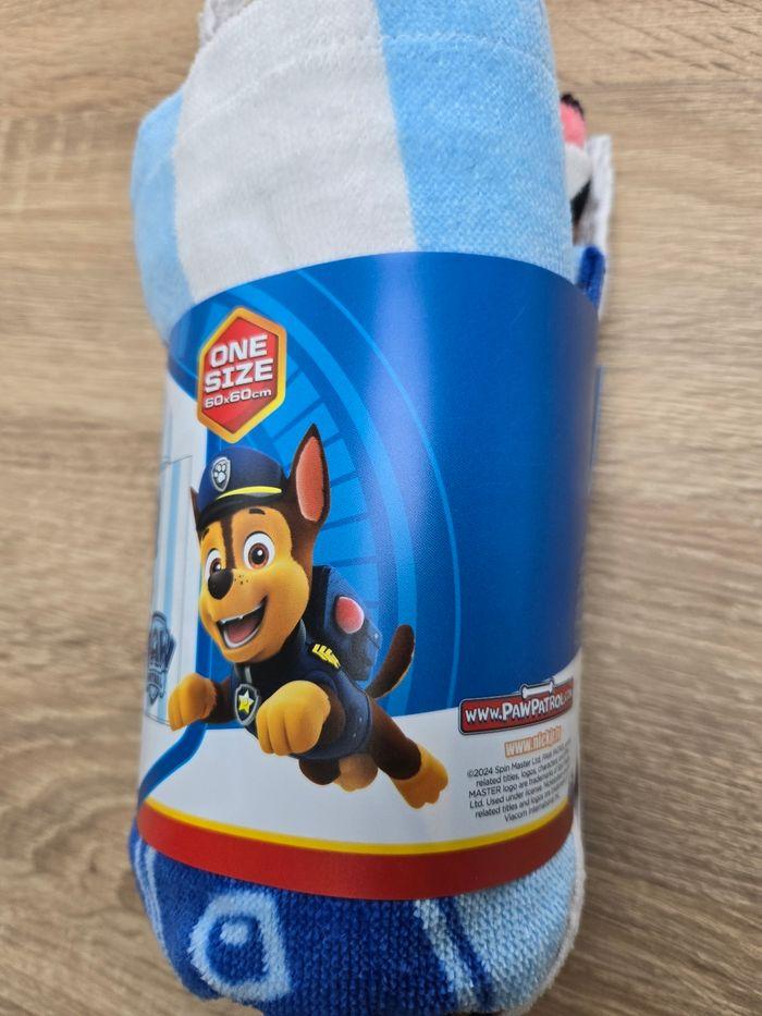 Poncho bain neuf PAW PATROL - photo numéro 3