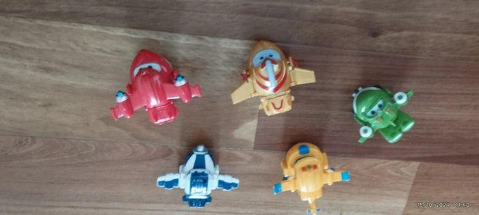 Lot de 6 avions super wings - photo numéro 3