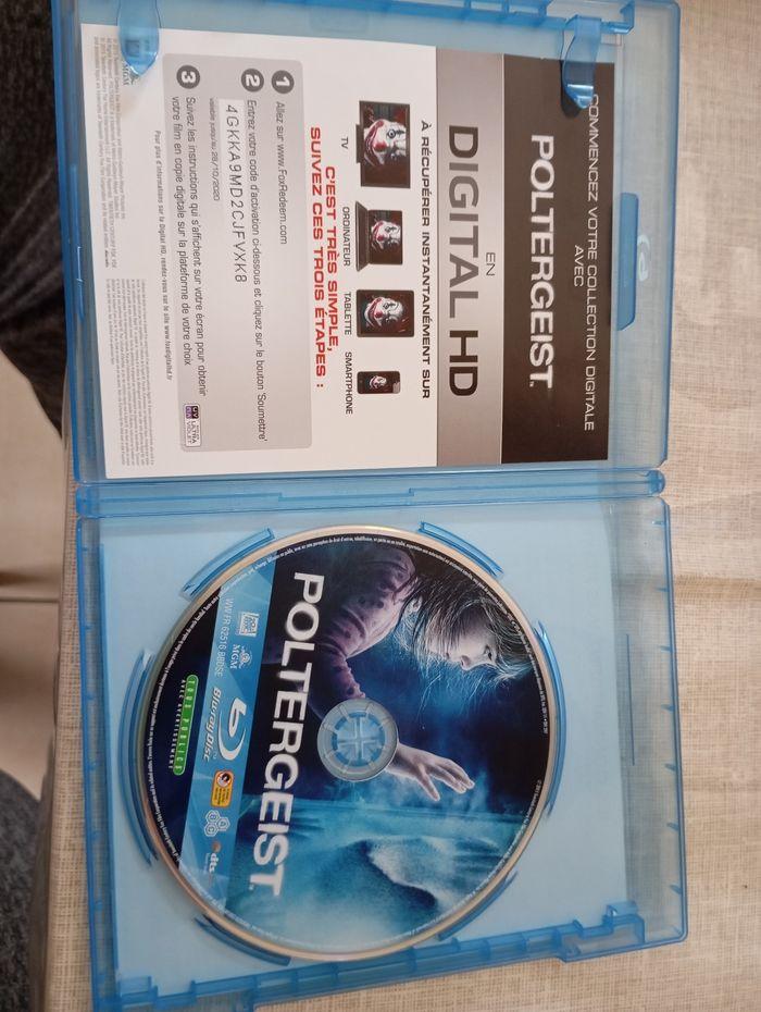 Blu Ray disc poltergeist - photo numéro 2