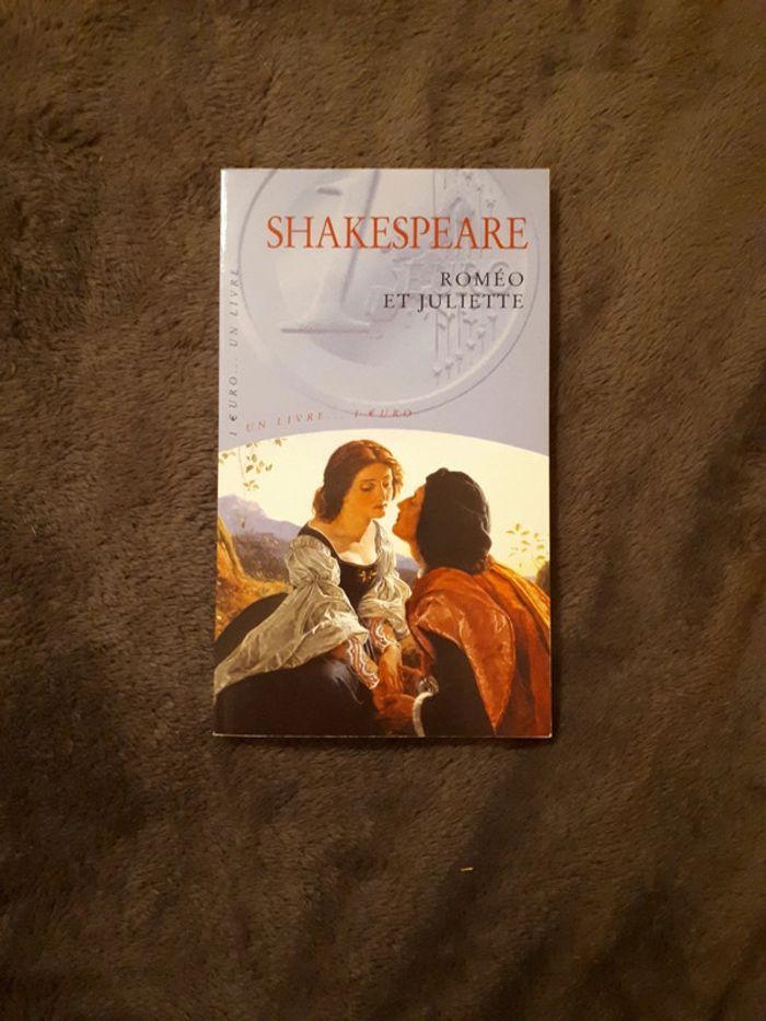 Livre Roméo et Juliette, Shakespeare - photo numéro 1