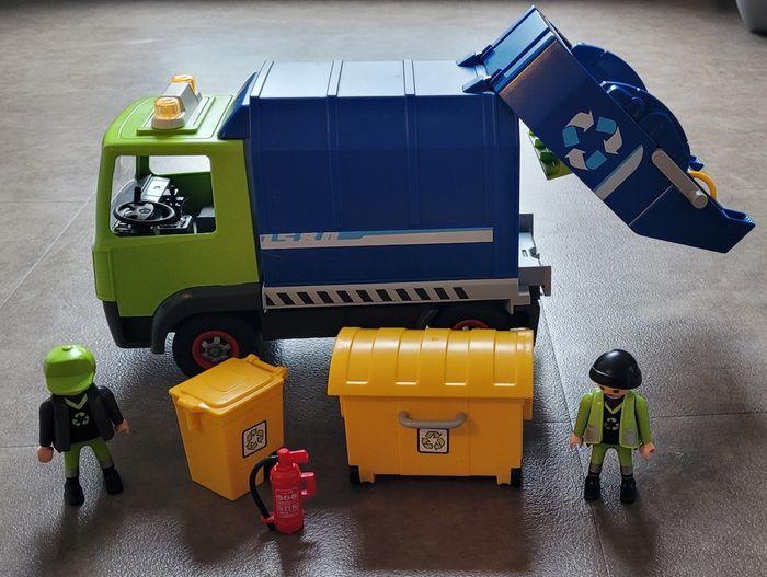 Playmobil Camion de recyclage ordures - photo numéro 1