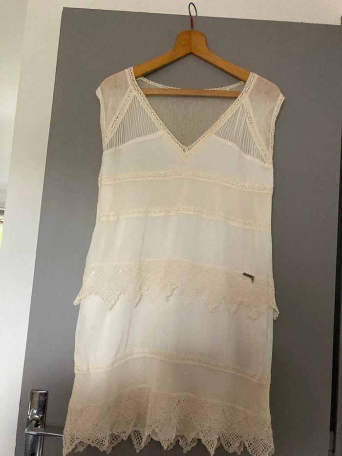 Robe courte pour baptême ou mariage Guess - photo numéro 6