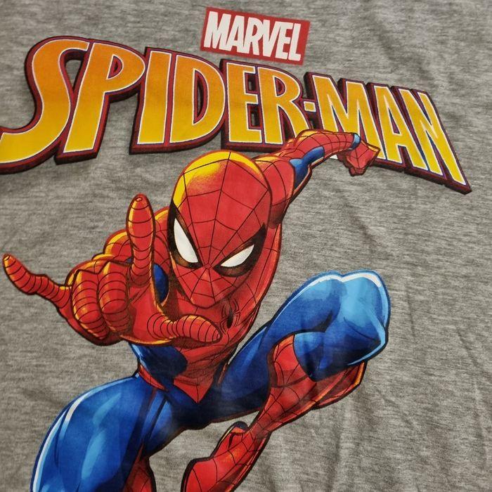 tee-shirt Marvel Spiderman taille S 🎁 neuf 🎁 - photo numéro 2