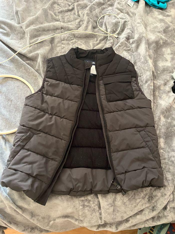 Manteau kiabi sans manche 5 ans - photo numéro 1