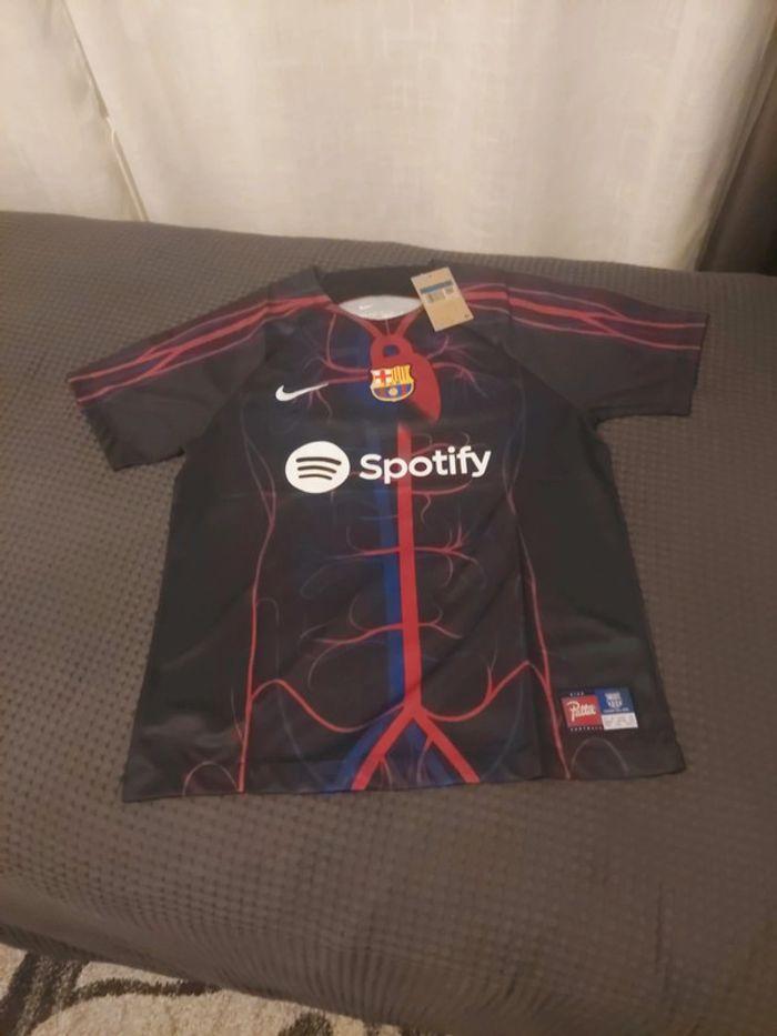 Maillot barcelone Maillot 23/24 taille M  produit neuf emballer - photo numéro 2