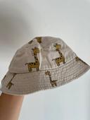 Chapeau bébé beige motif girafe