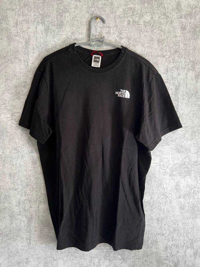 T-shirt noir The north face Taille M - photo numéro 1