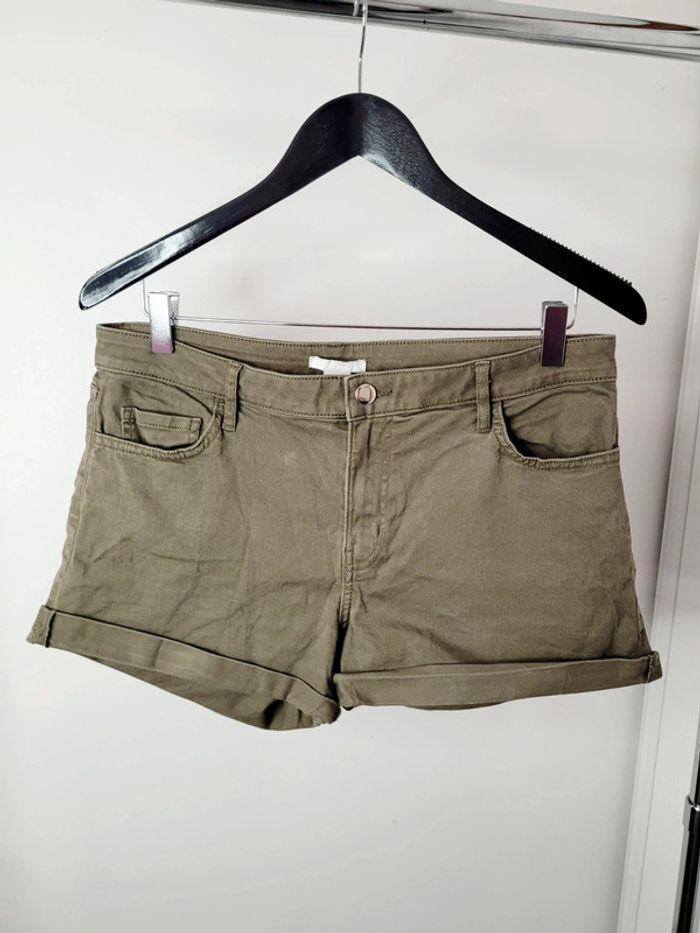 Joli short H&M taille 42 - photo numéro 1