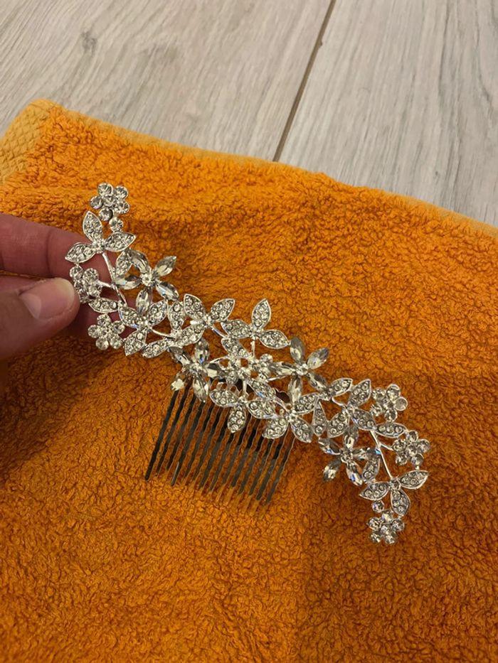 Broche à cheveux - photo numéro 2