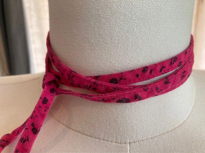 Ceinture cordon en tissus rose fleur noire 115x 0.8 - photo numéro 1