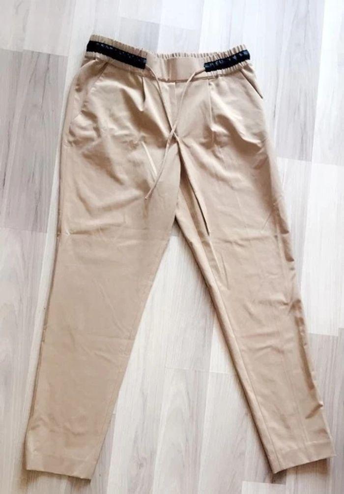 Pantalon beige Zara - photo numéro 1