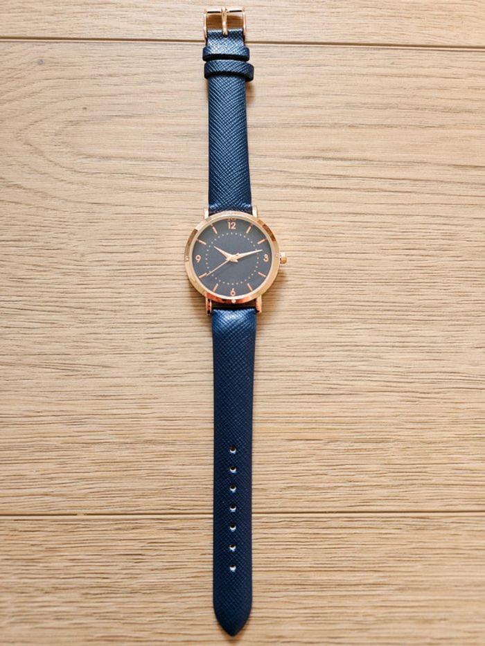 Joli montre en cuir - photo numéro 2