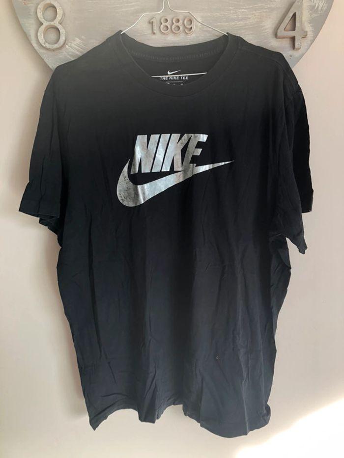 T shirt Nike - photo numéro 1