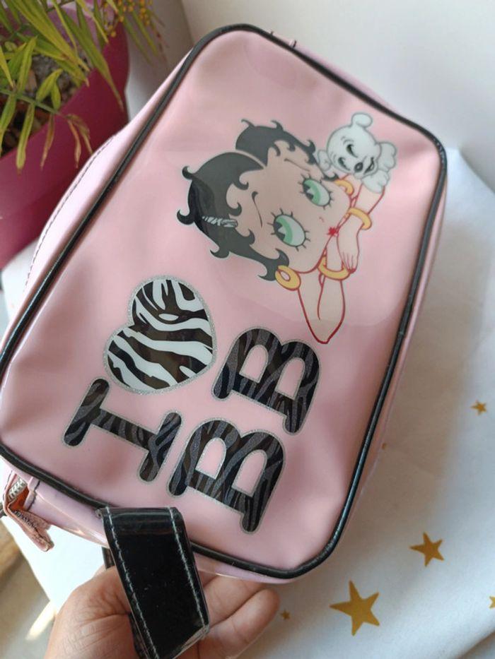 Trousse case maquillage make up rangement rose pink Betty boop karactermania vinyl noir chien - photo numéro 7