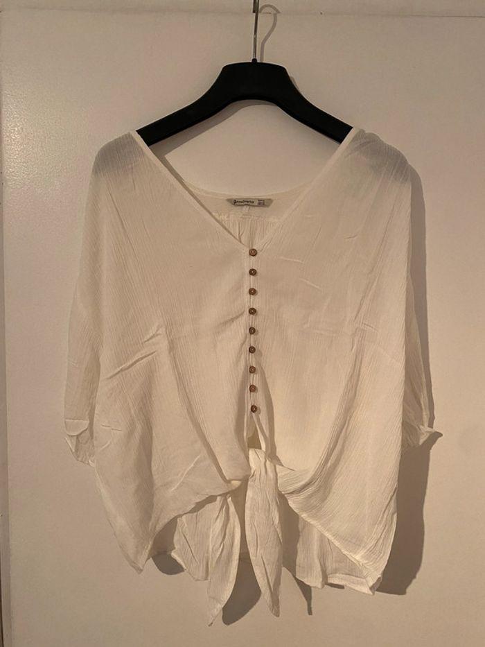 Blouse légère blanche Stradivarius - photo numéro 1