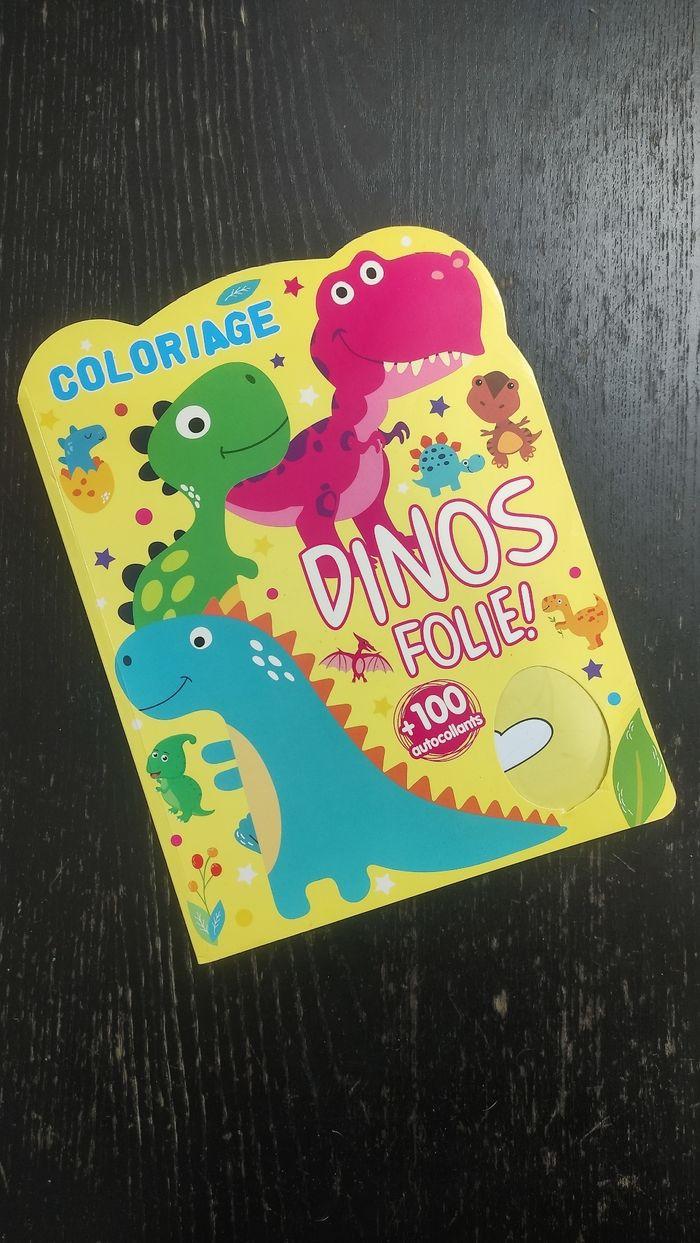 Cahier de coloriage - Dinos folies - photo numéro 1