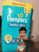 Couches pampers taille 2 et 3