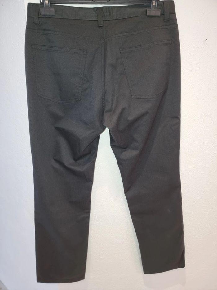 Très beau pantalon Burton taille 44 noir neuf - photo numéro 3