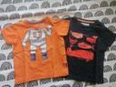 Lot de 2 T-shirts manches courtes. 9 mois.