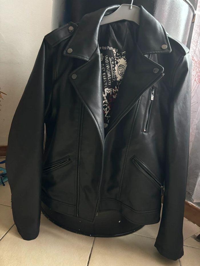 Veste en simili cuir - photo numéro 1