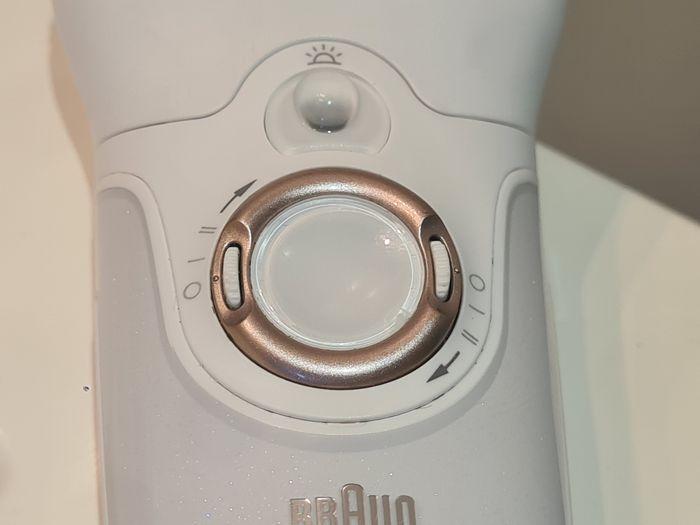 Epilateur Braun Silk-épil 9, 40 pincette, sans fil, Type 5377 complet avec chargeur - photo numéro 4