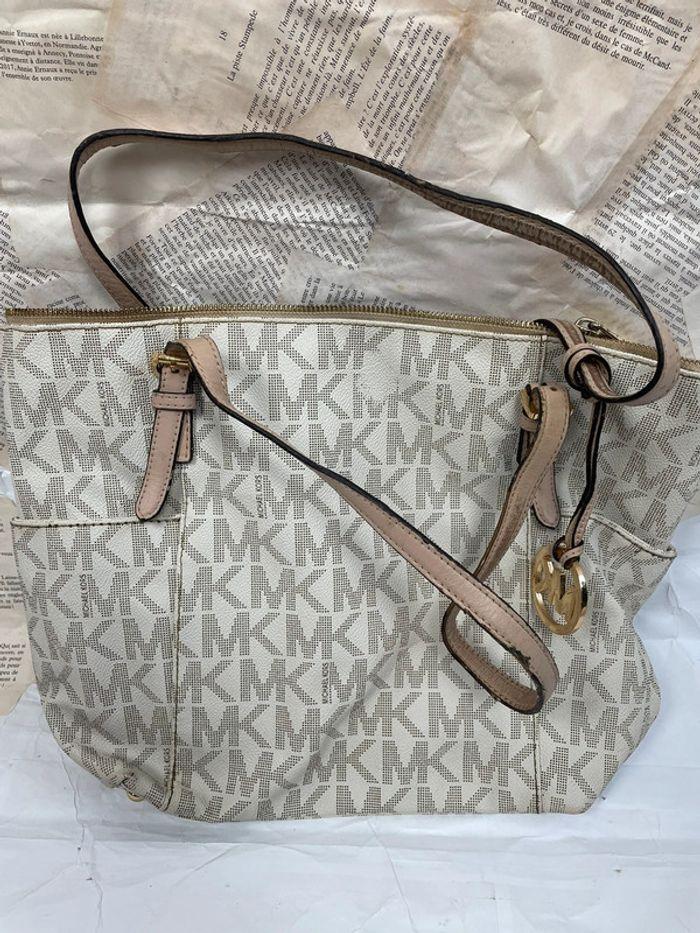 Sac à main de luxe Michael Kors blanc avec motif magnifique - photo numéro 1