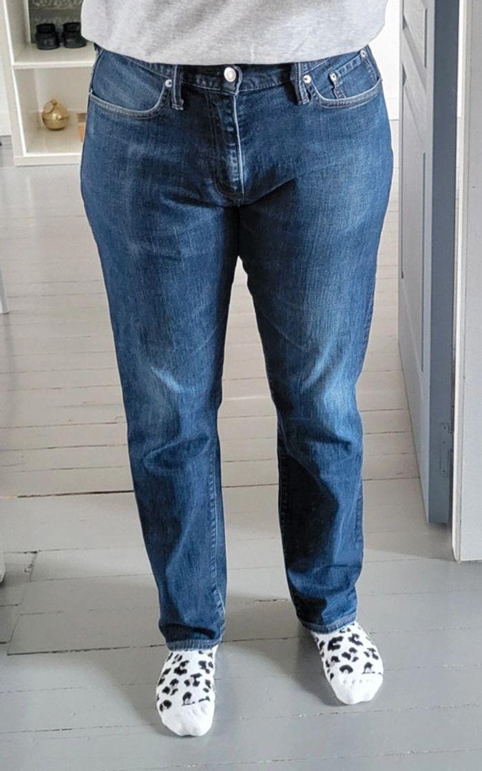 Jean droit bleu foncé Gap Taille 42 - photo numéro 14