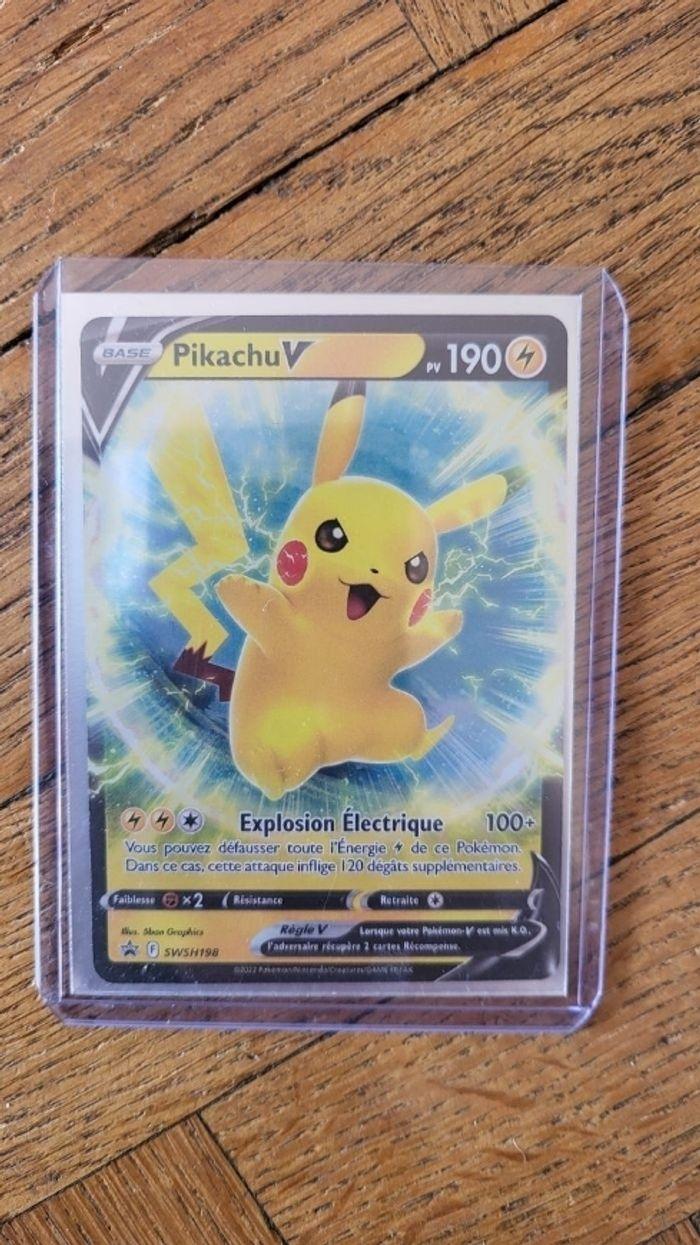 Pikachu V promo - photo numéro 3