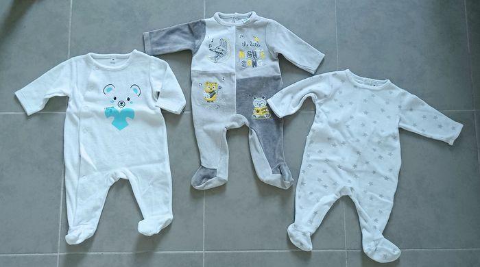 Lot de 3 pyjamas mixtes 3 mois - photo numéro 1