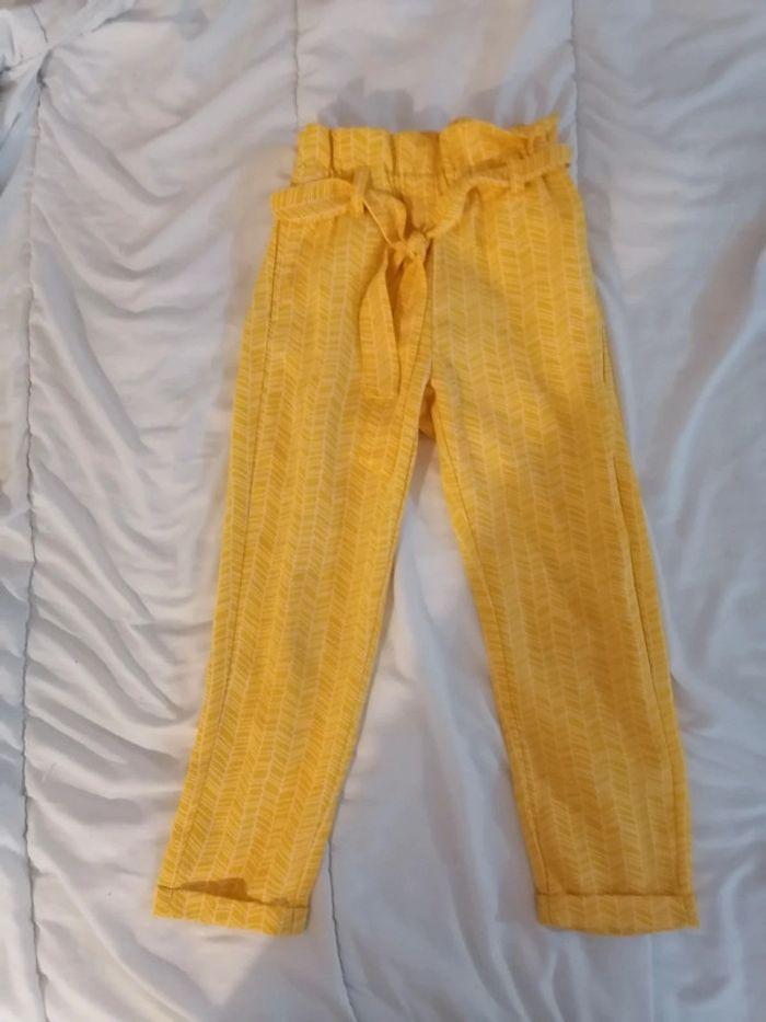 Pantalon jaune fille 5 ans