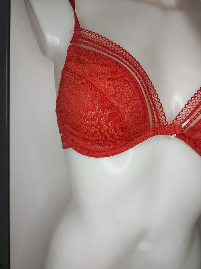 Soutien gorge sans complexe - photo numéro 3