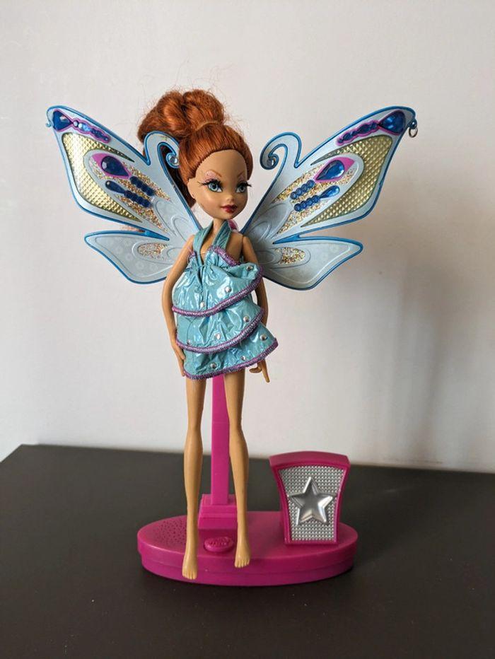 Poupée Winx Club Mattel Bloom Sing and N Sparkle - photo numéro 1