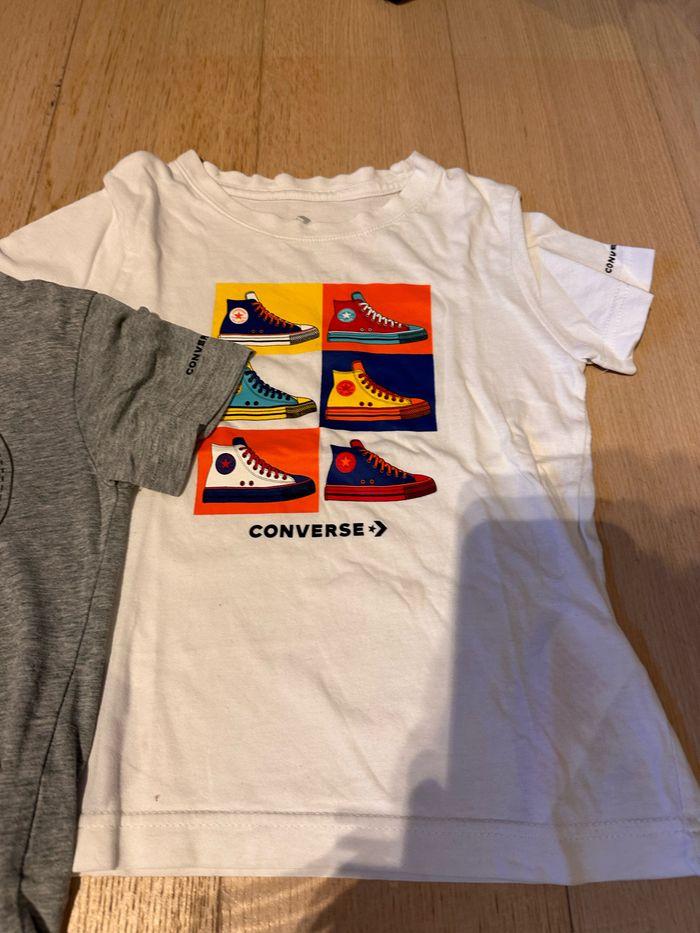 Lot de trois tee-shirts Converse 4 ans - photo numéro 2